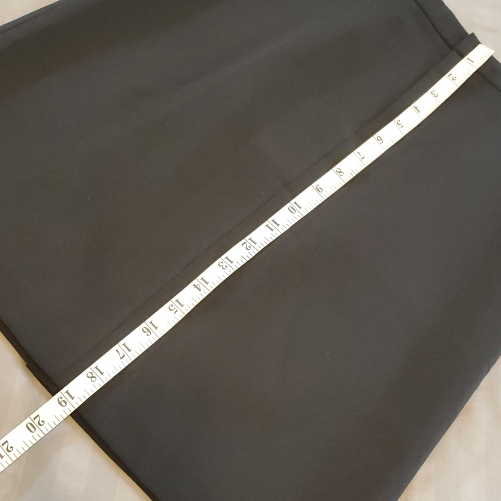 GAP Stretch Black Skirt, Size 1 - Picture 7 of 8